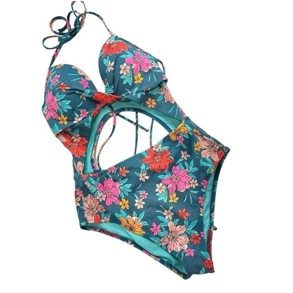 Shade Shore size‎ 38B one piece swimsuit.cut out middle tie, neck lace up back